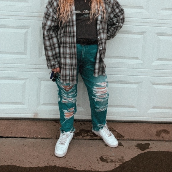 Meet your Posher, Emma - Picture 1 of 3